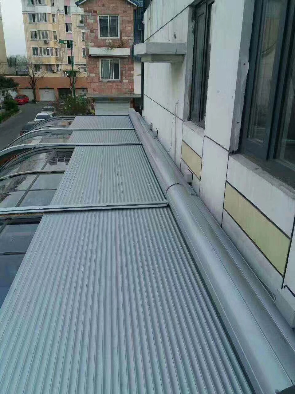 户外遮阳蓬的特点是什么呢
